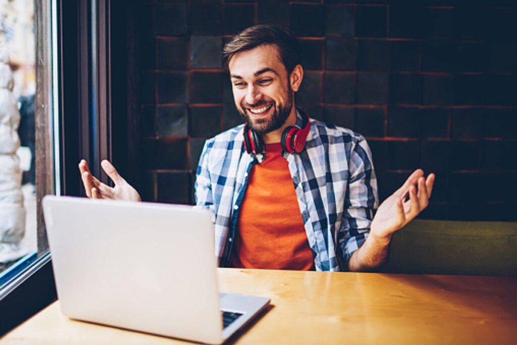 ดูหนังชนโรง