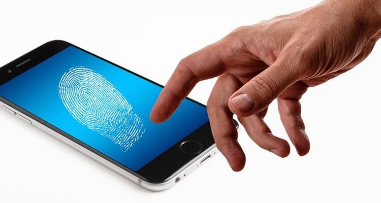 authenticator app iphone