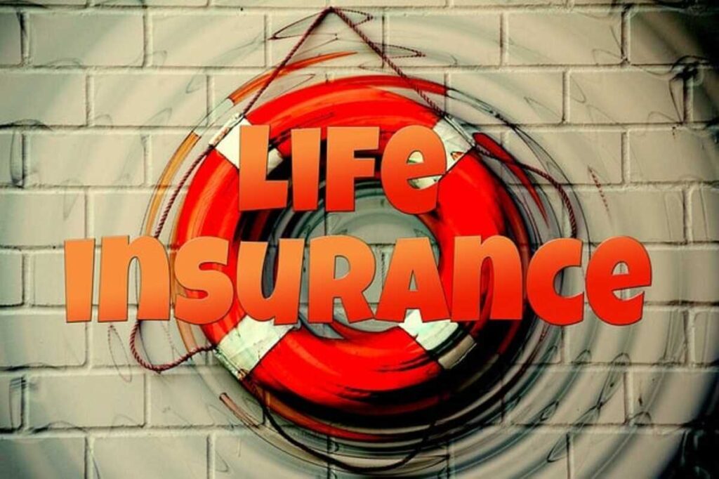 How many life insurance companies are there in the UK?