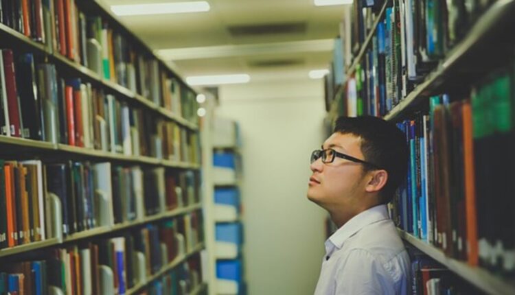 What is unique about Stanford business school?