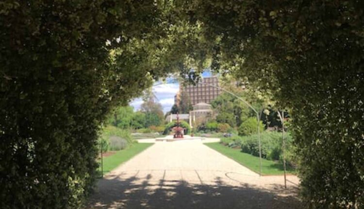 best luxury hotels in Adelaide