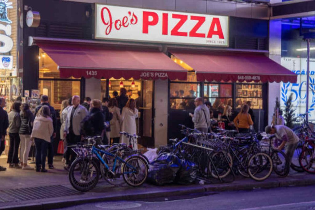 Big Joe's Pizza in Manhattan