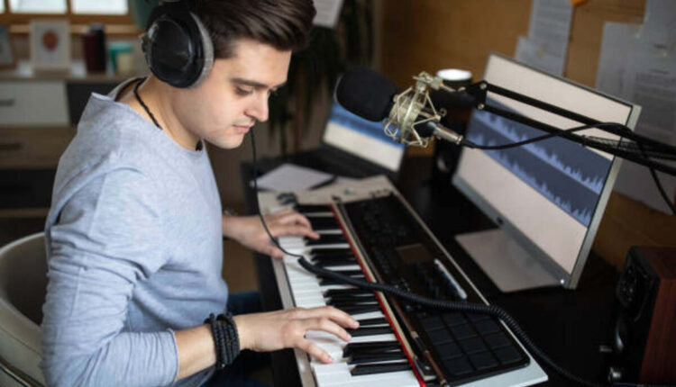 How Tall is DD Osama