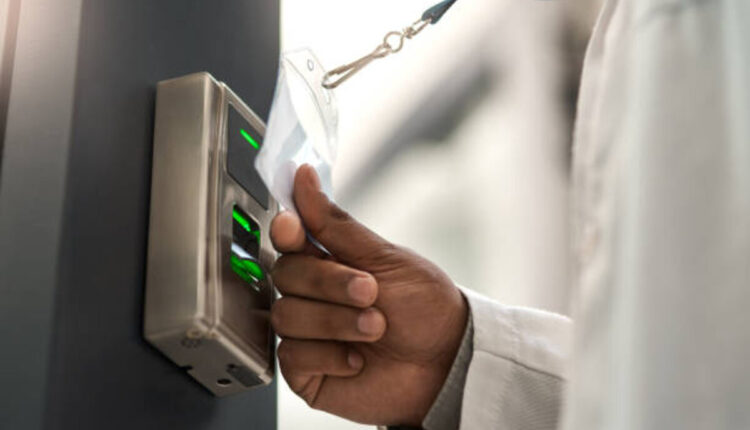 Tips on how to Design Effective Custom IDENTIFICATION Cards