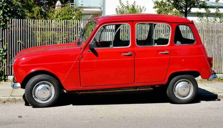 classic Renault cars list